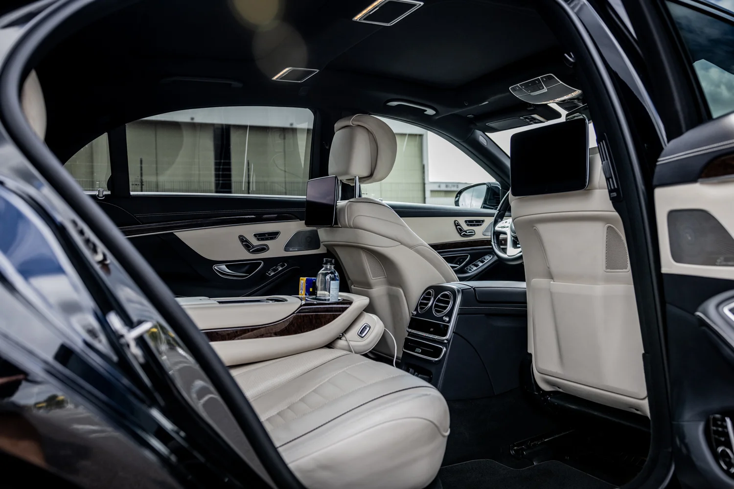 Mercedes-Benz S-class · Classic Model